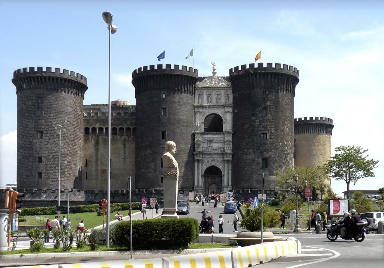 Apartament Casa Lillina A Toledo , Near Piazza Del Plebiscito Neapol Zewnętrze zdjęcie