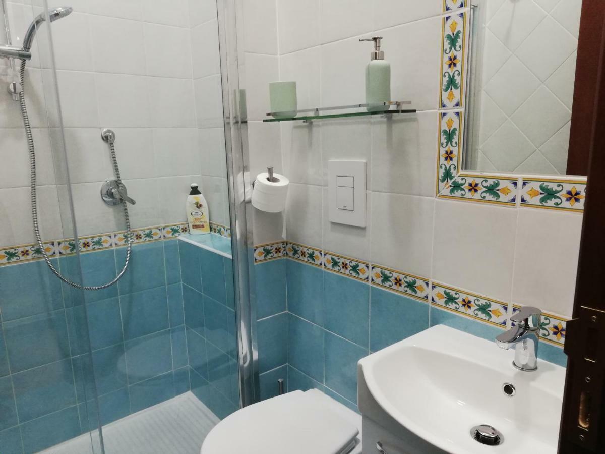 Apartament Casa Lillina A Toledo , Near Piazza Del Plebiscito Neapol Zewnętrze zdjęcie